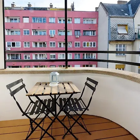 Orangehomes Pannonia Vintage 3 Bedroom Appartamento Budapest
